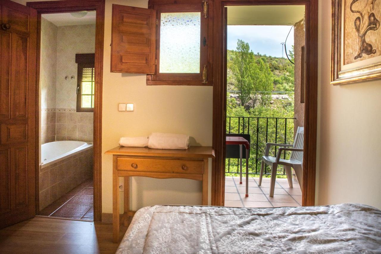 Hospedaje Rural Casa Parri Poveda de la Sierra 外观 照片