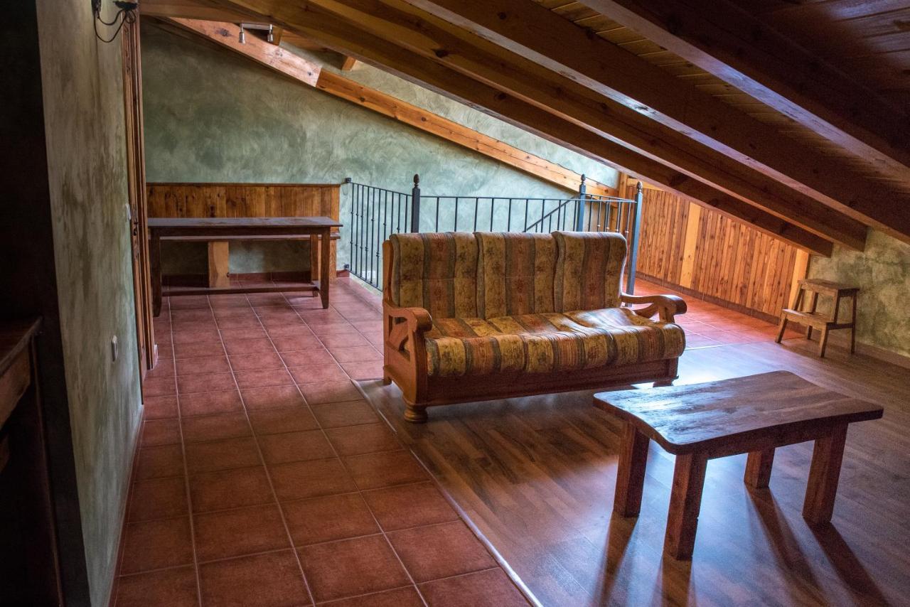 Hospedaje Rural Casa Parri Poveda de la Sierra 外观 照片
