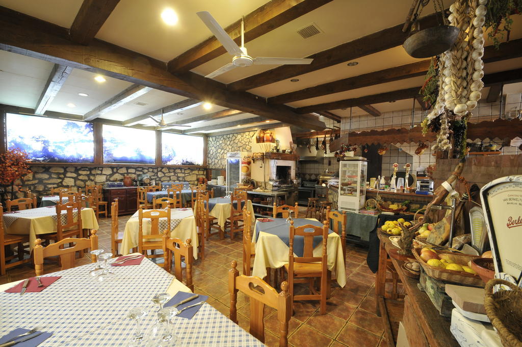 Hospedaje Rural Casa Parri Poveda de la Sierra 外观 照片