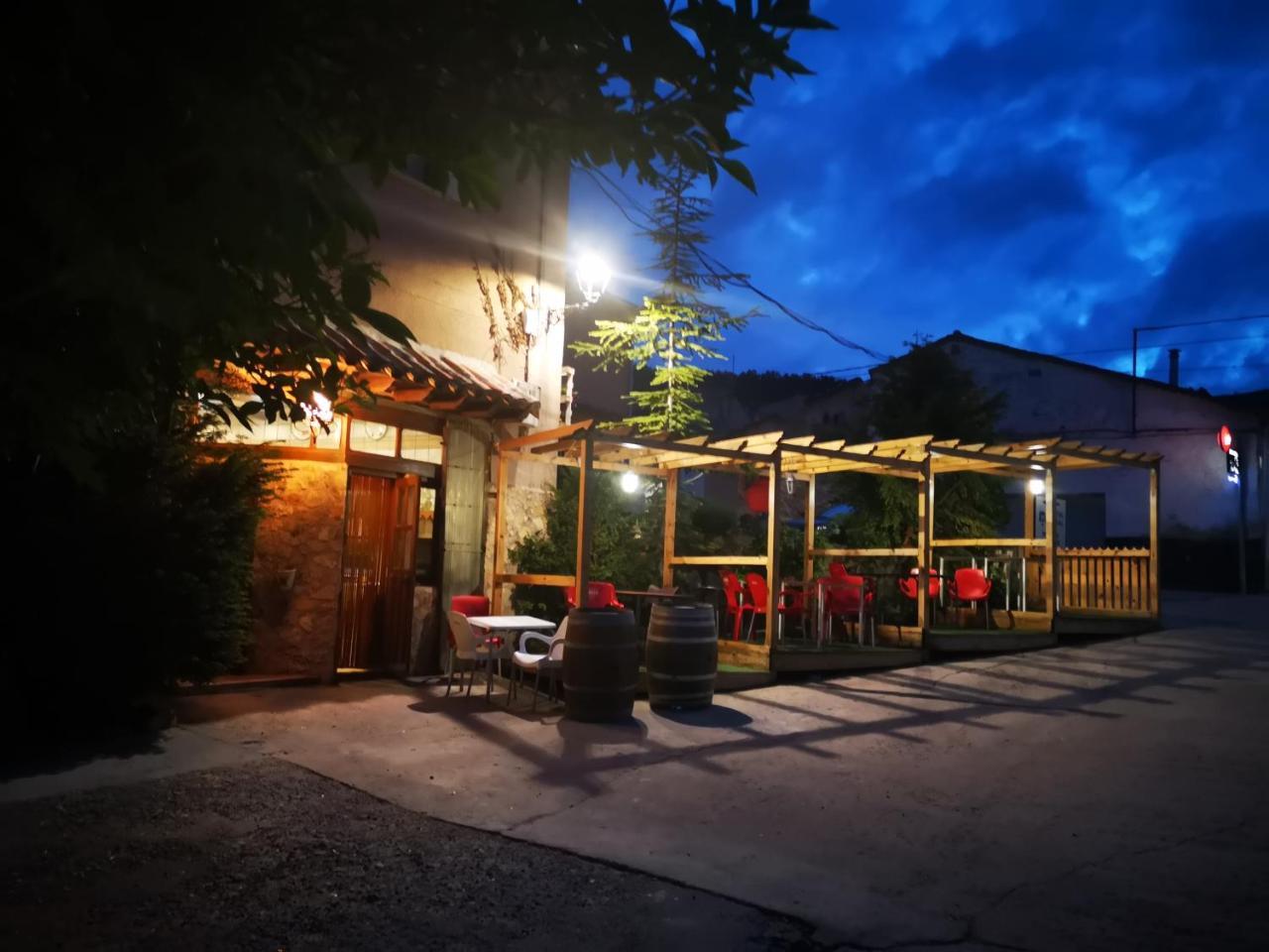 Hospedaje Rural Casa Parri Poveda de la Sierra 外观 照片